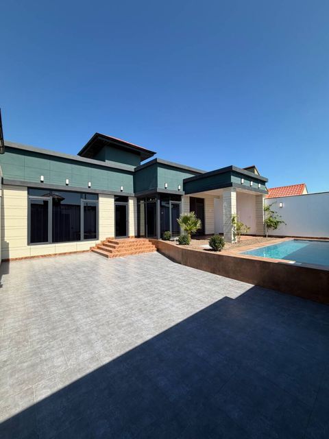 Satılır 4 otaqlı həyət evi/bağ evi 165 m² — Bakı