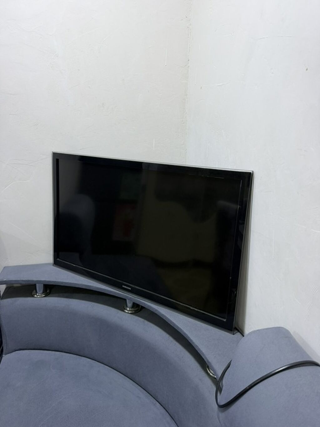 Samsung LED televizor - Marka: Samsung - Ekran: təxminən 40–43 düym — Televizorlar, Masazır (4)