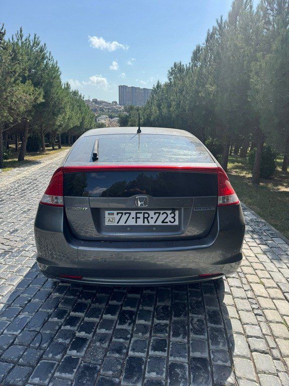 Honda Insight, 1.3 L, 0.58 kWh, 2011 il, 389 000 km 77-FR-723 — Avtomobillər, Bakı (5)