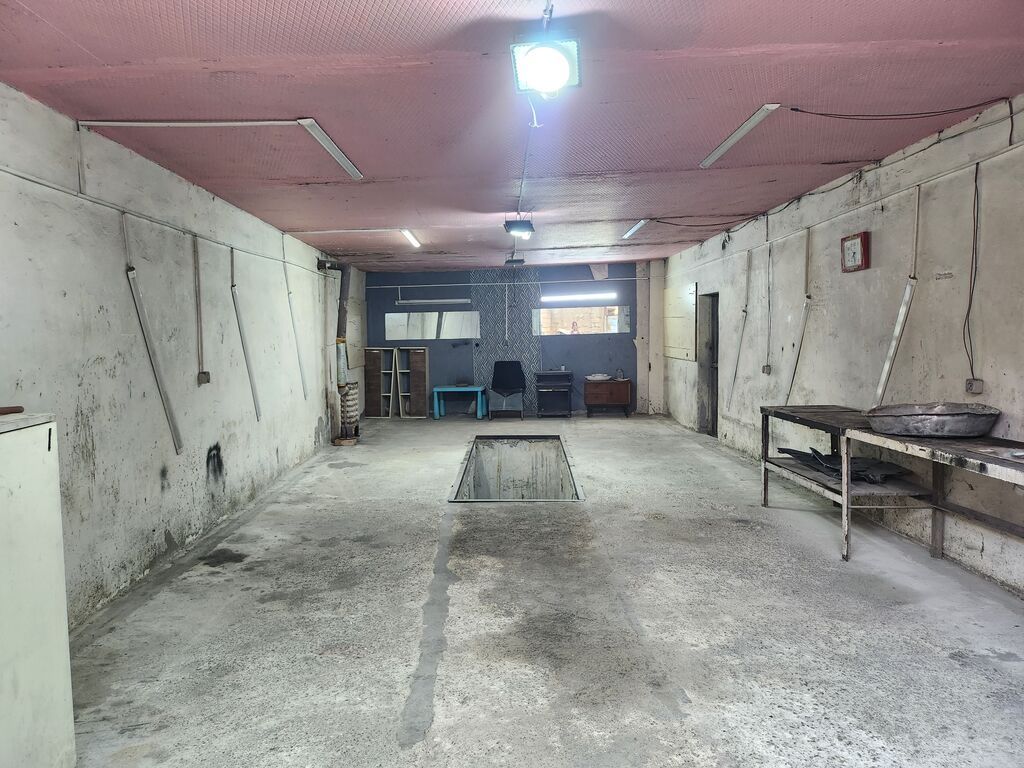 Avtoservis/ustaxana üçün hazır boks sahəsi - Geniş qapalı boks: beton — Əmlak, Bakı (7)