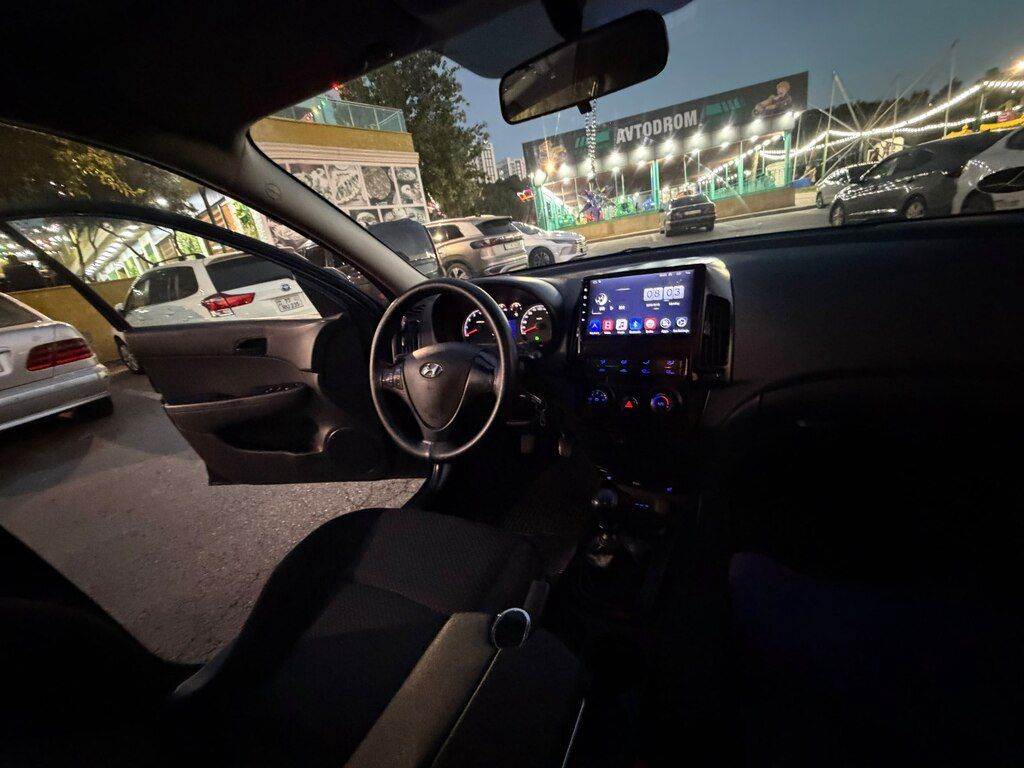 Hyundai i30, 1.4 L, 2009 il, 260 000 km 77-FS-316 — Avtomobillər, Bakı (6)
