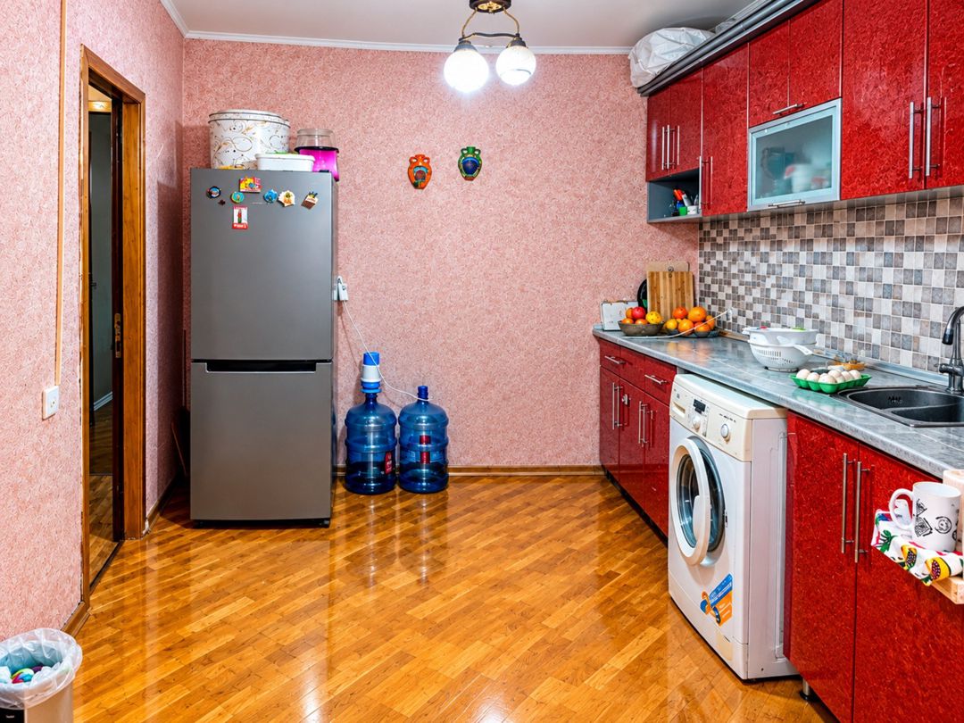 Satılır 2 otaqlı köhnə tikili 70 m² — Mənzil, Bakı (6)