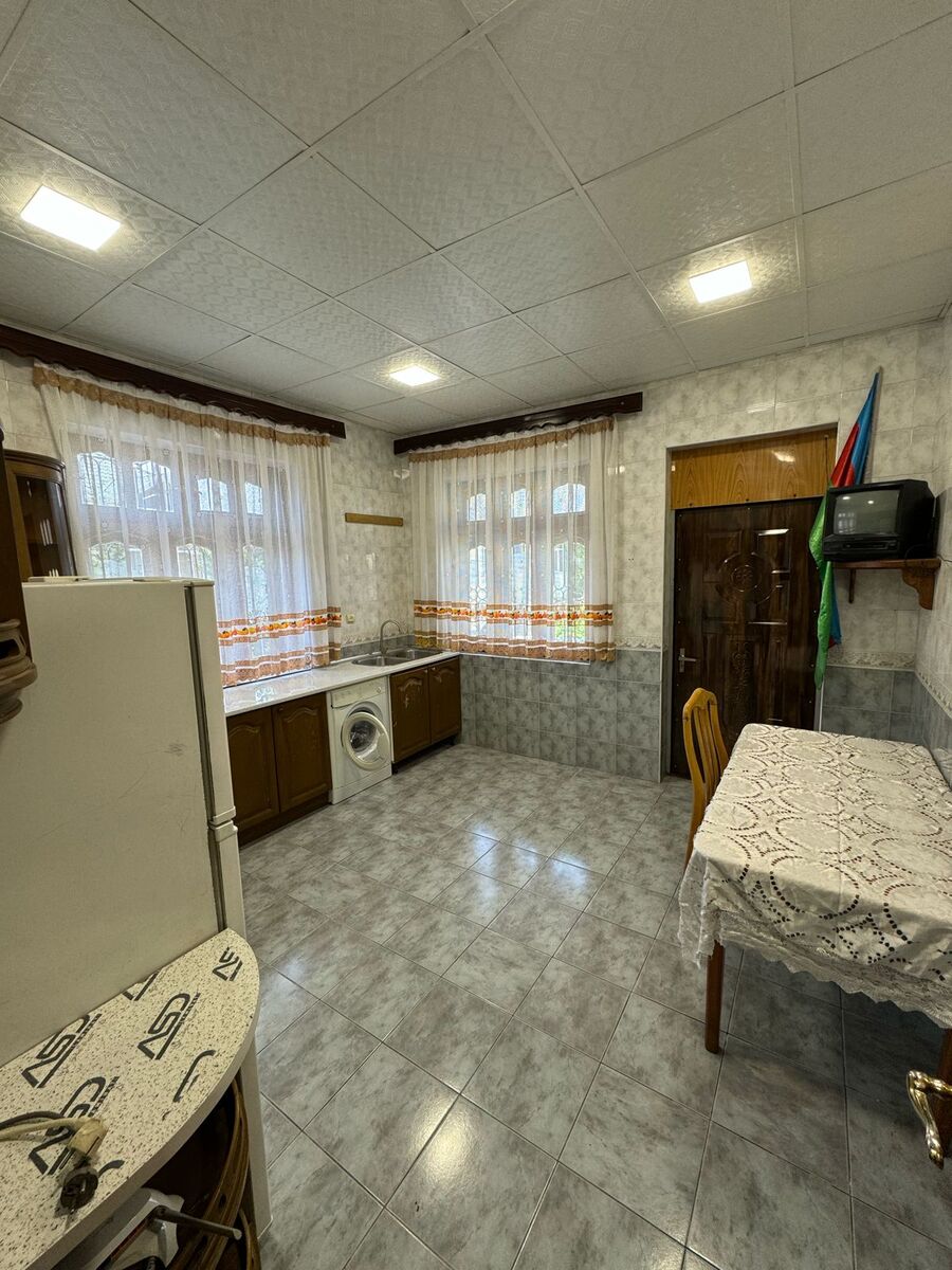 İcarəyə verilir 9 otaqlı həyət evi/bağ evi 300 m² — Ev, villa, Bakı (11)