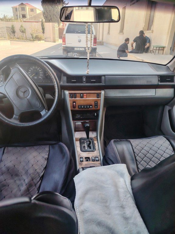 Mercedes 220 E, 2.2 L, 1994 il, 615 000 km 10-XE-511 — Avtomobillər, Bakı (6)
