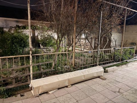 Jalüz qapı — Bakı