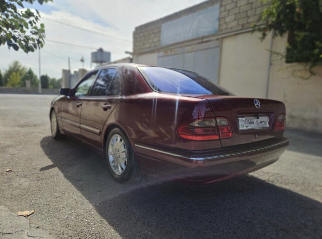 Mercedes E 220, 2.2 L, 2000 il, 241 800 km — Avtomobillər, Bərdə (4)
