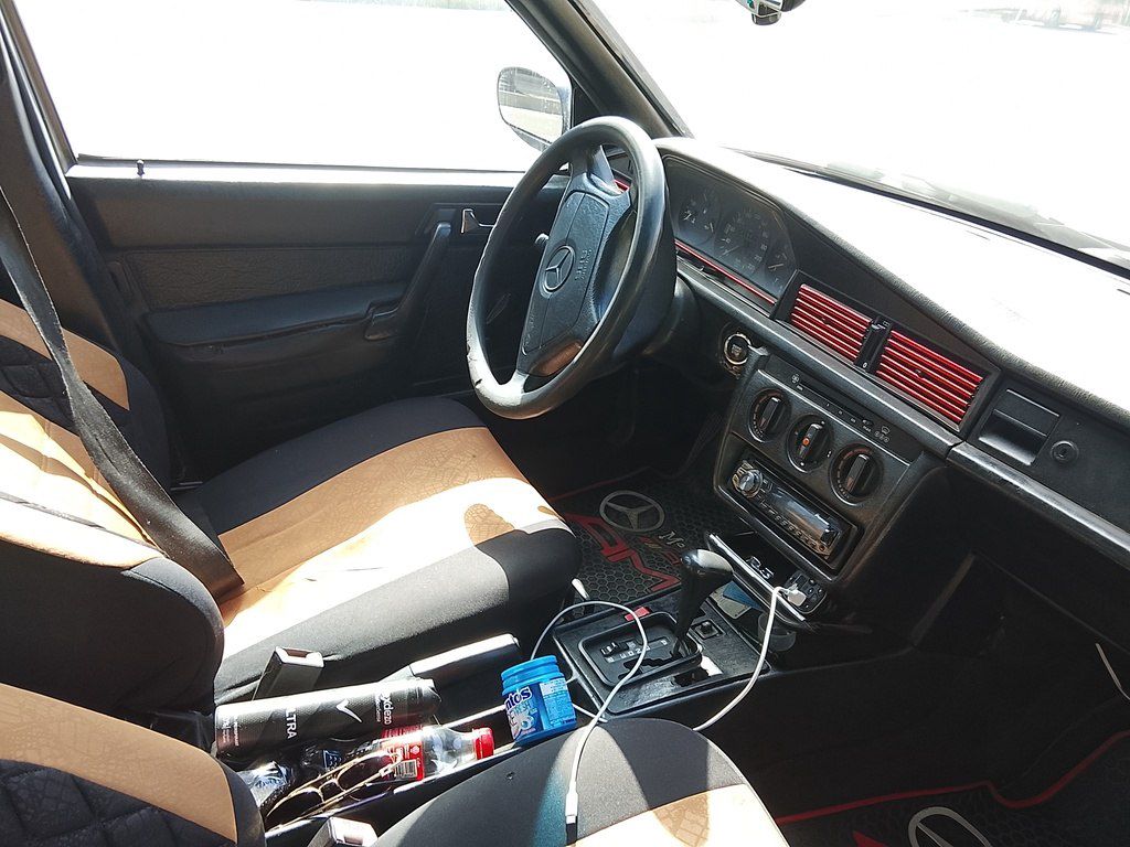Mercedes 190, 1.8 L, 1992 il, 548 050 km 10-XM-998 — Avtomobillər, Bakı (10)