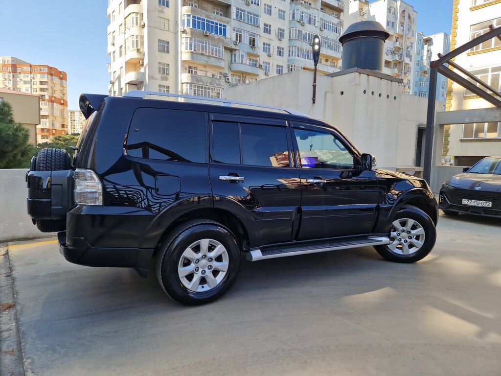 Mitsubishi Pajero, 3.5 L, 2010 il, 194 000 km 88-CL-071 — Avtomobillər, Bakı (3)