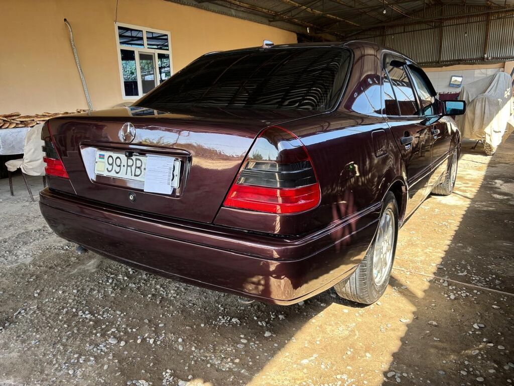 Mercedes-Benz C-Sinfi (W202) sedan - Rəng: tünd albalı/bordo - Kuzov — Avtomobillər, Saatlı (5)