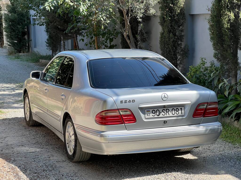 Mercedes E 240, 2.6 L, 1999 il, 446 000 km 90-SR-081 — Avtomobillər, Bakı (4)