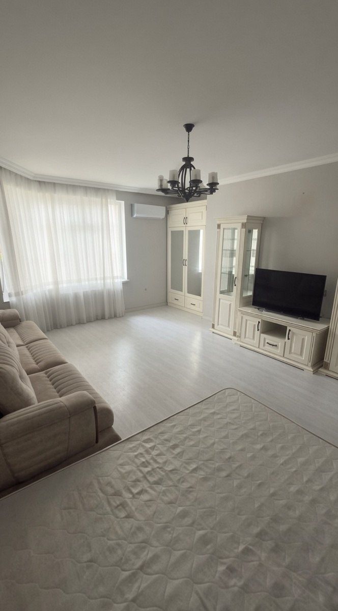 İcarəyə verilir 1 otaqlı yeni tikili 70 m² — Mənzil, Bakı