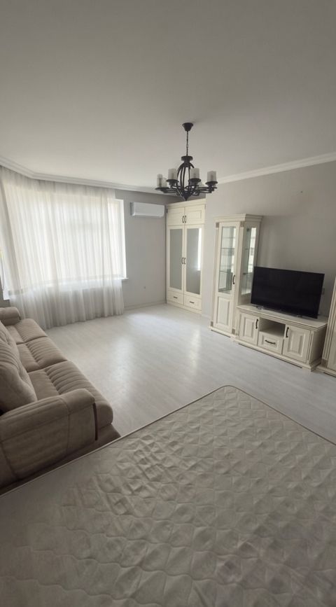 İcarəyə verilir 1 otaqlı yeni tikili 70 m² — Bakı