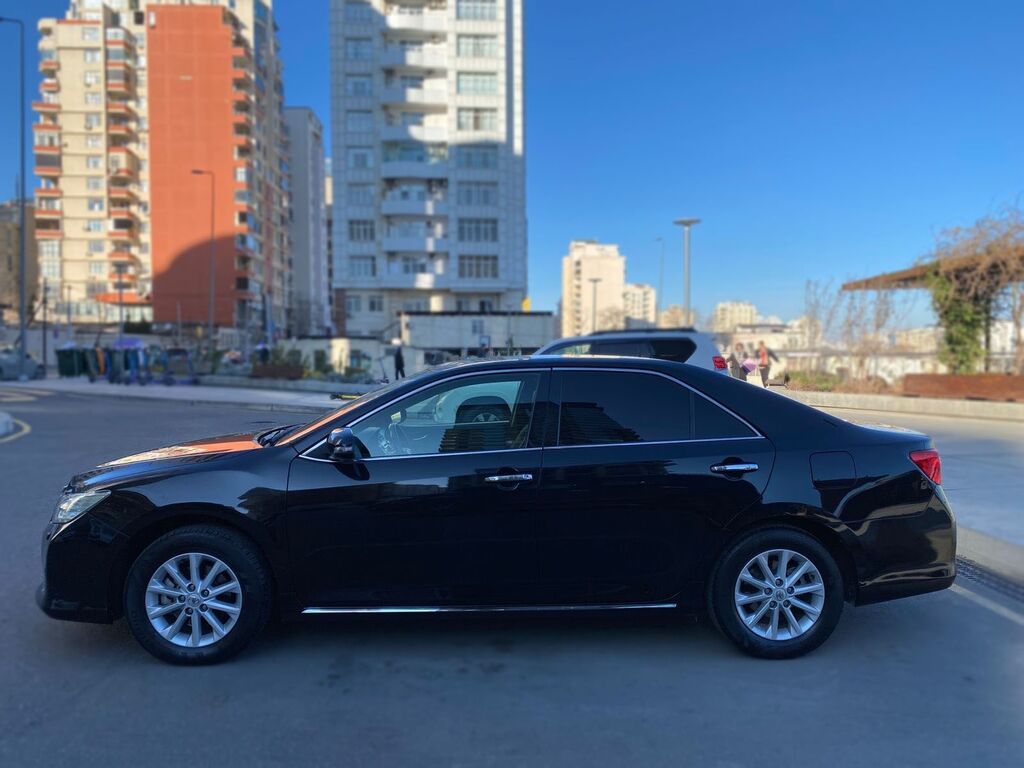 Toyota Camry: 2.5 l 2014 il Sedan — Avtomobillər, Bakı (8)