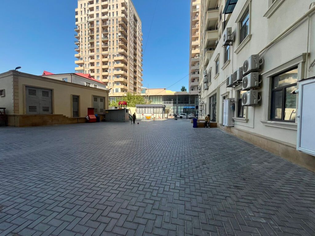 4 otaqlı, Yeni tikili, 242 kv. m — Mənzil, Bakı (2)