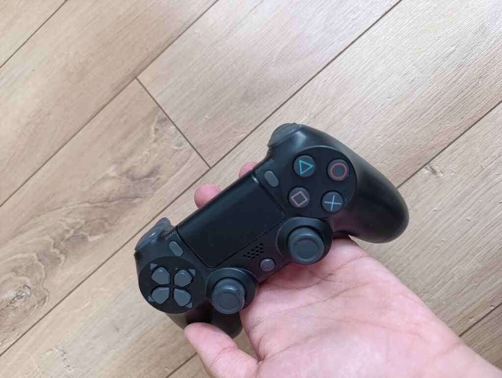 Sony PlayStation 4 DualShock 4 gamepad – orijinal model, qara rəng — Aksesuarlar, Bakı (6)