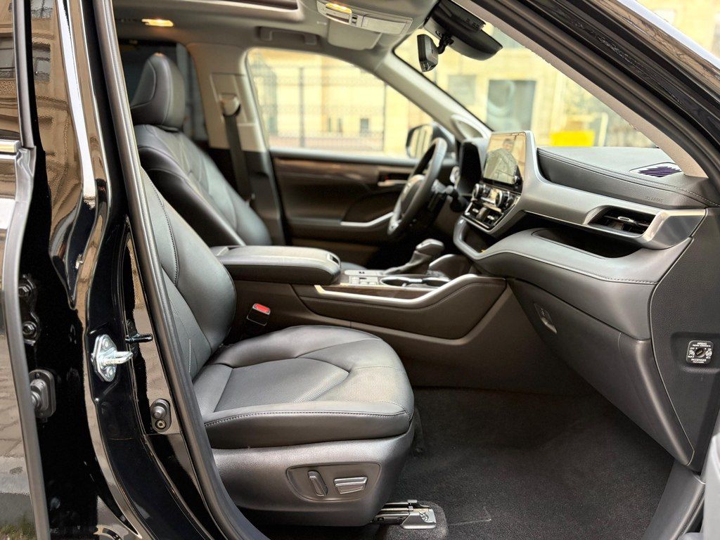 Toyota Highlander, 2.5 L, 1.6 kWh, 2025 il, 24 000 km — Avtomobillər, Bakı (8)