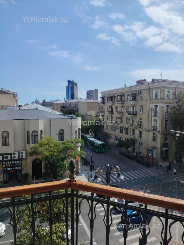Kirayə 2 otaqlı Bina evi menzil (Köhnə tikili), 65 m², Nəsimi rayonu — Mənzil, Bakı (5)