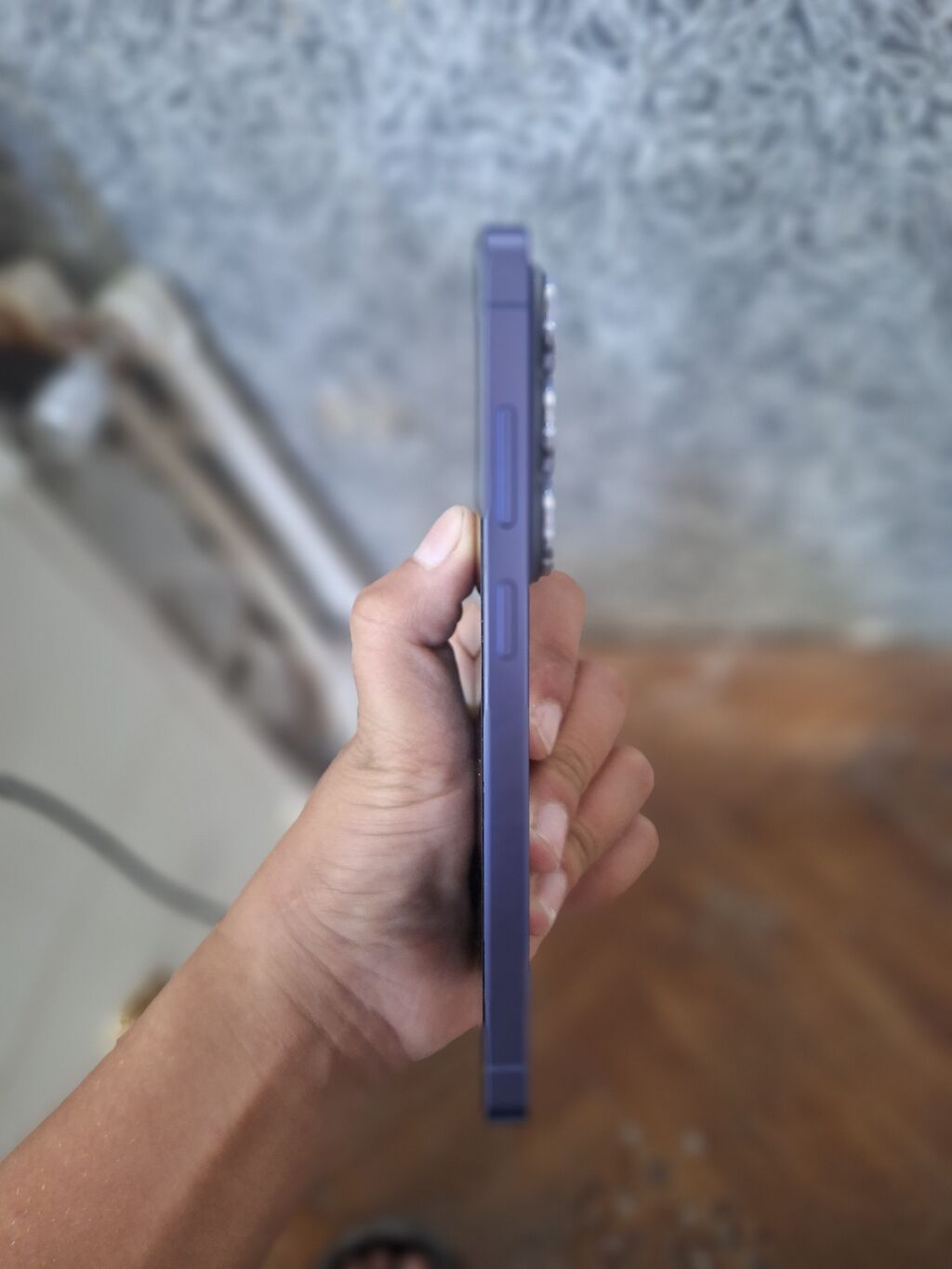 Samsung Galaxy S26 Ultra, rəng - Bənövşəyi, Simsiz şarj — Samsung, Digah (4)