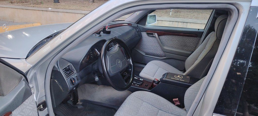 Mercedes C 220, 2.2 L, 1994 il, 522 000 km 10-ZS-094 — Avtomobillər, Sumqayıt (6)