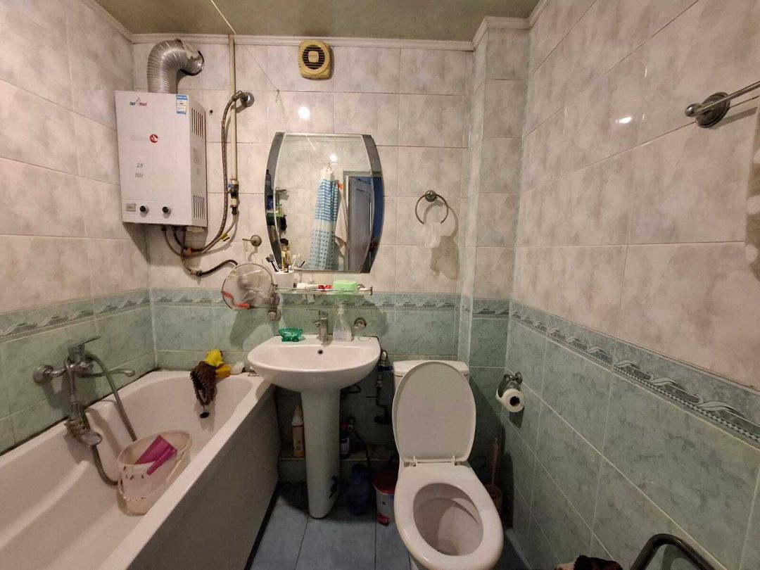 Satılır 3 otaqlı köhnə tikili 75 m² — Mənzil, Bakı (9)