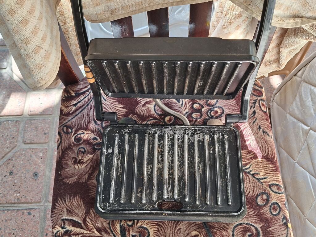 Elektrikli panini/sandviç grili satilir. Isteyenler elaqe saxlasin — Soba və qrillər, Bakı (2)