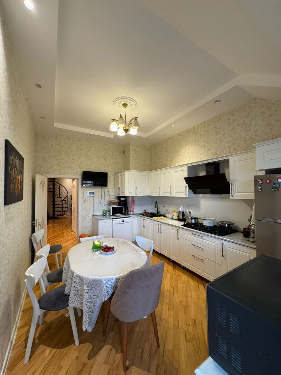 Satılır 4 otaqlı yeni tikili 185 m² — Mənzil, Bakı (7)