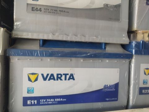 "Varta E11 12 v 74 ah" akkumulyatoru — Bakı