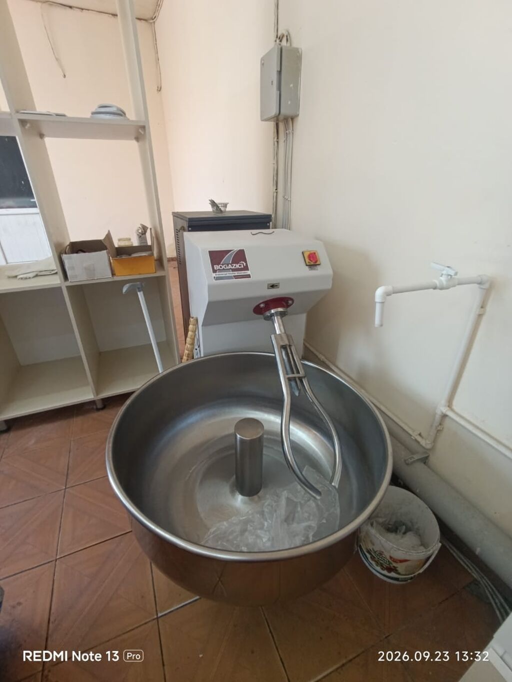 Sumqayit seherinde 21ci mkr-da yerlesen sahesi 90m² olan hazir lavas — Əmlak, Sumqayıt (8)