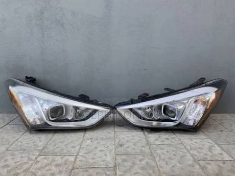 "Hyundai Santa Fe 2013" on farası — Bakı
