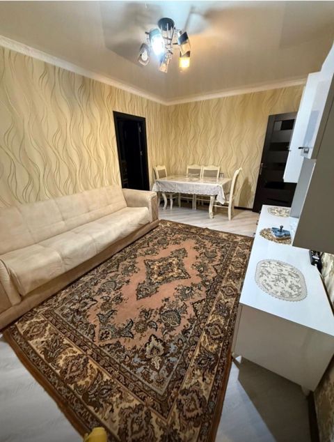 2-otaqlı mənzil, Şəki r., 48 m² — Şəki
