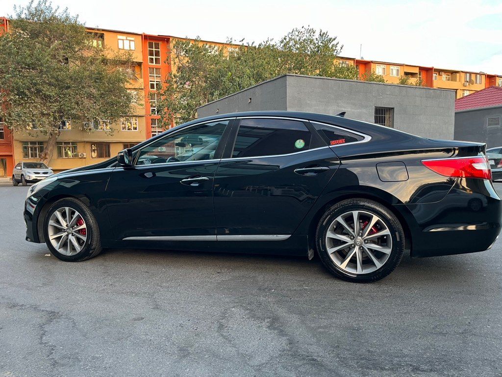 Hyundai Grandeur, 2.2 L, 2015 il, 254 712 km — Avtomobillər, Bakı (9)