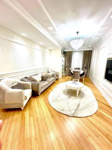 Satılır 3 otaqlı yeni tikili 140 m² — Bakı