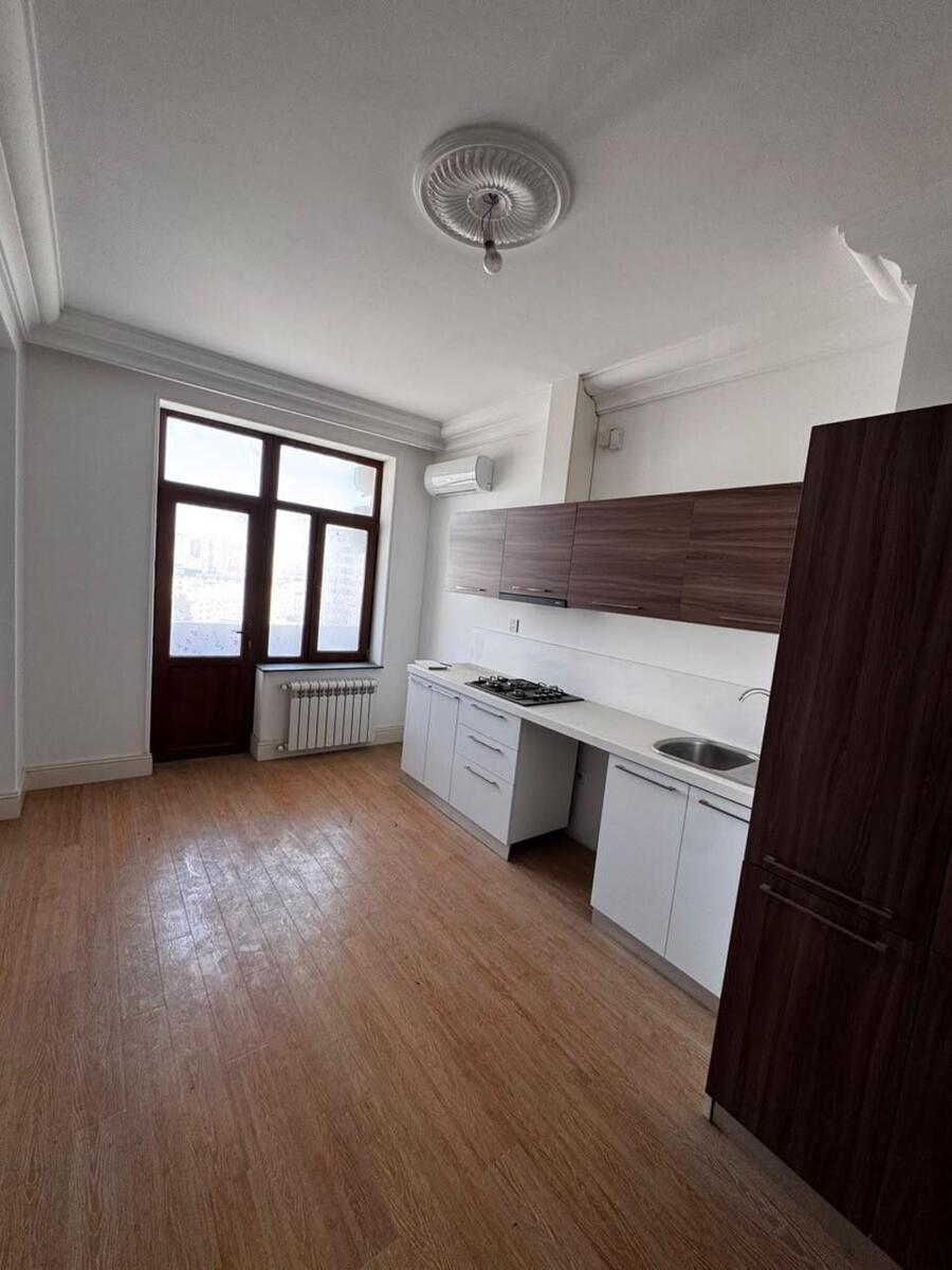 Satılır 3 otaqlı yeni tikili 141 m² — Mənzil, Bakı (5)
