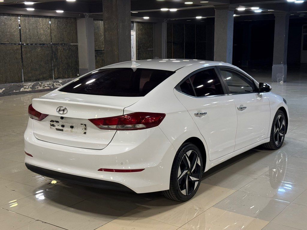 Hyundai Elantra, 1.6 L, 2017 il, 260 000 km — Avtomobillər, Bakı (5)