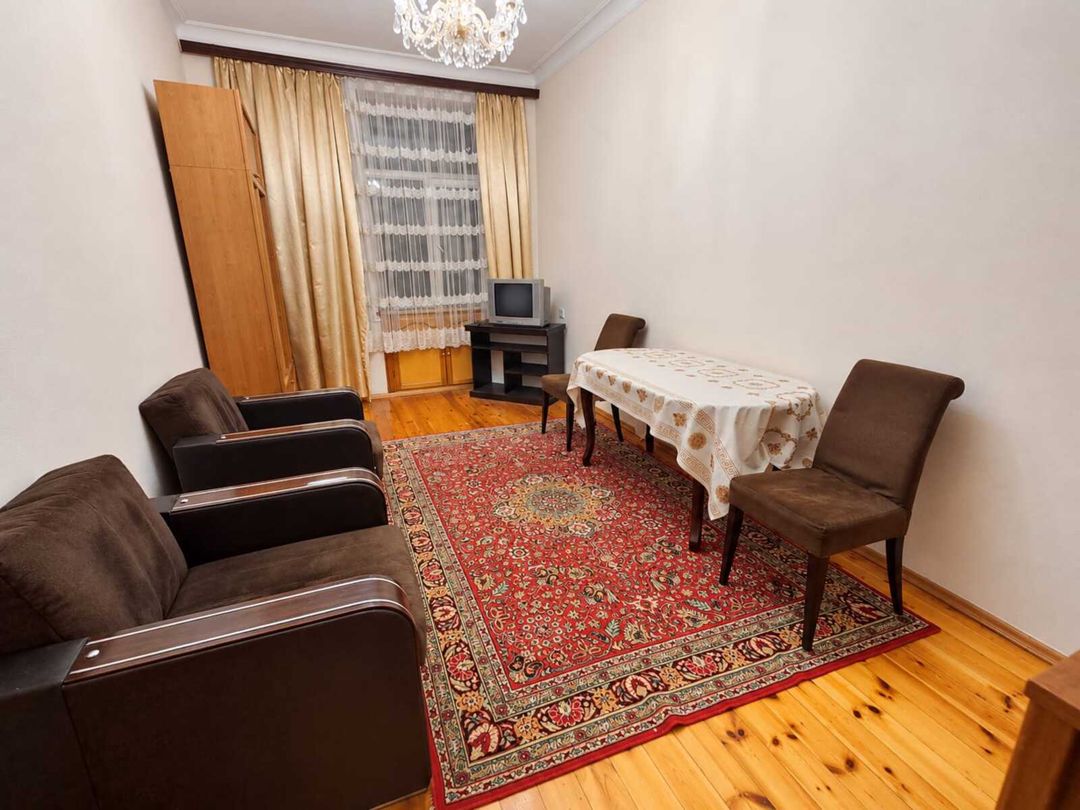 Satılır 3 otaqlı köhnə tikili 85 m² — Mənzil, Bakı