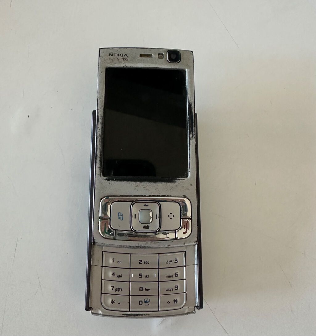 Nokia N95, rəng - Gümüşü, Düyməli — Nokia, Bakı (3)