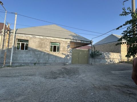 3 otaqlı, 400 kv. m, Yeni təmirli — Gəncə