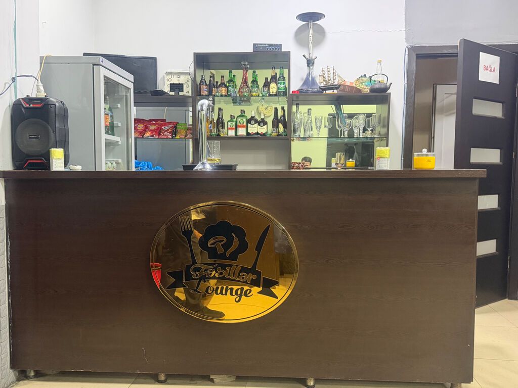 Pub ucun bar satılır arxada gorduyunuzde daxıldır — Digər, Bakı (2)