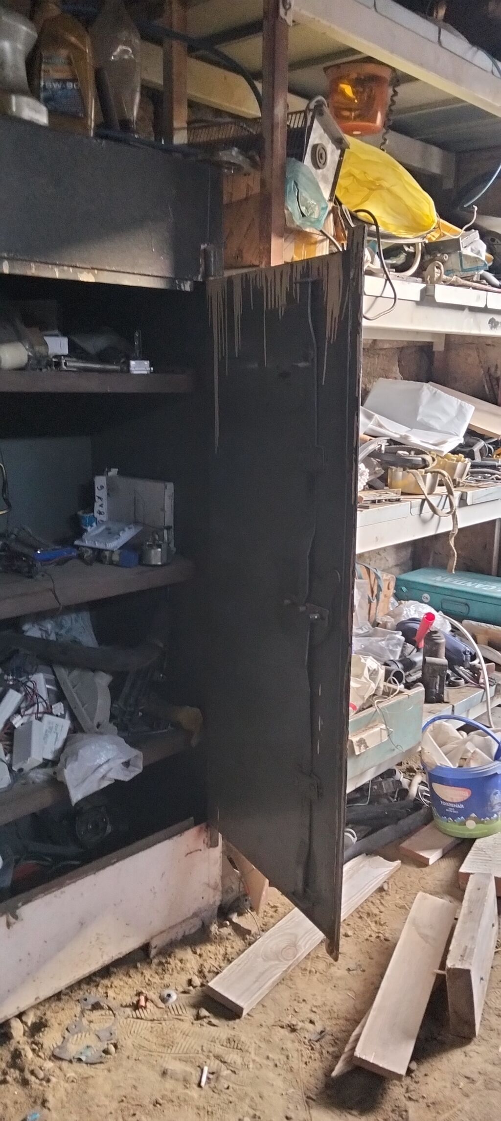 Metall dolab – ağır konstruksiyalı, emalatxana/anbar üçün - Material — Şkaflar, Digah (2)