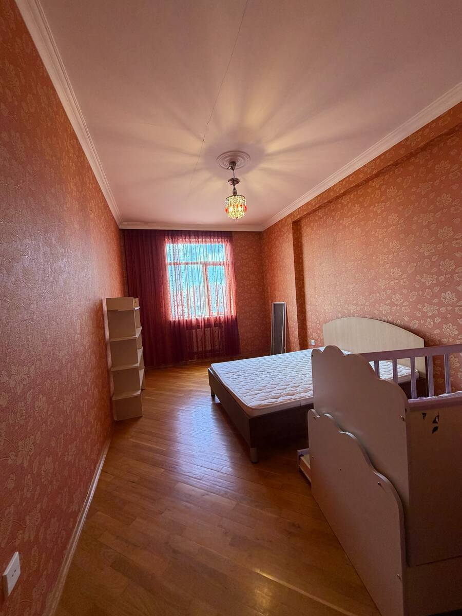 Satılır 3 otaqlı yeni tikili 135 m² — Mənzil, Bakı (4)