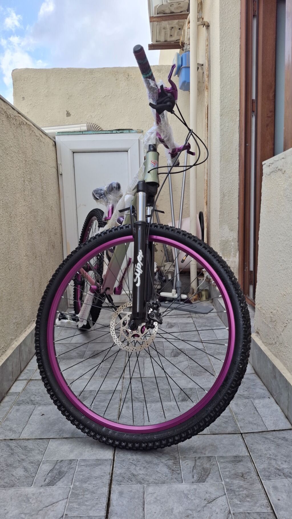 Velosiped – dağ tipli, 29” təkərli Xüsusiyyətlər: - Çərçivə: yüngül — Dağ velosipedləri, Bakı (2)