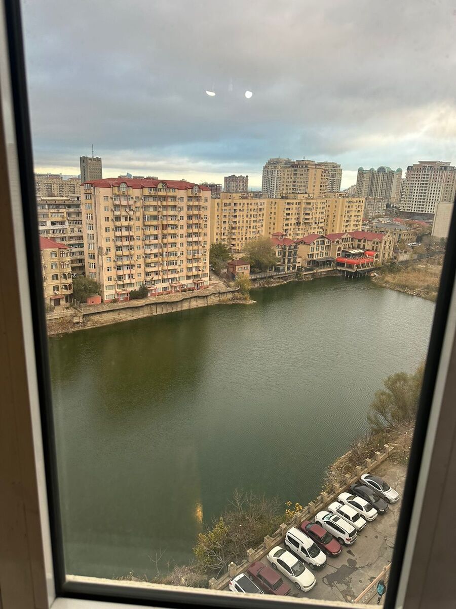 Satılır 3 otaqlı yeni tikili 180 m² — Mənzil, Bakı (9)
