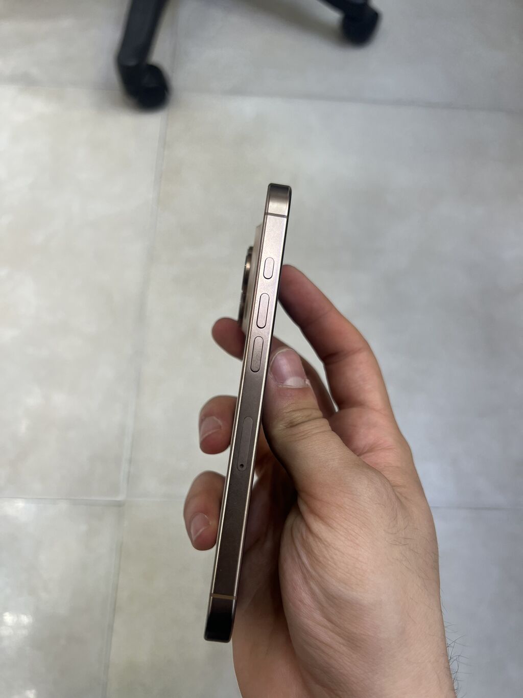 IPhone 16 Pro, 128 GB, Desert Titanium, Barmaq izi, Simsiz şarj, Face ID — Apple iPhone, Bakı (7)