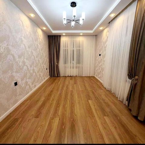 Satılır 2 otaqlı köhnə tikili 60 m² — Bakı