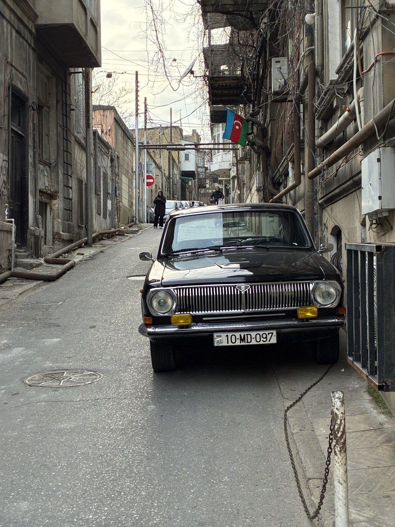 GAZ 24 "Volga", 2.5 L, 1981 il, 2 000 km 10-MD-097 — Avtomobillər, Bakı (2)