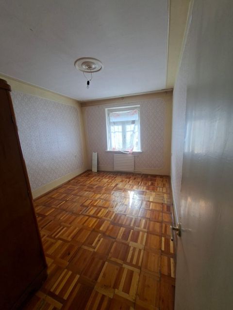 3-otaqlı mənzil, Gəncə ş., 75 m² — Gəncə