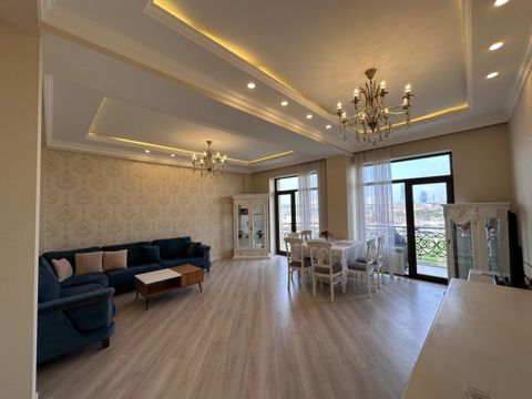 İcarəyə verilir 3 otaqlı yeni tikili 140 m² — Bakı