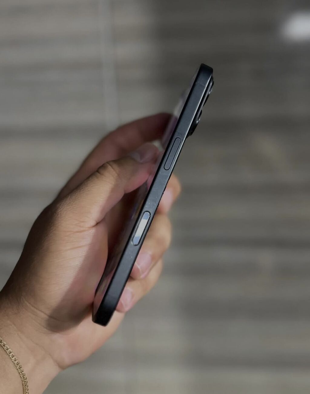 IPhone 16, 128 GB, Qara, Zəmanət, Simsiz şarj, Face ID — Apple iPhone, Bakı (4)