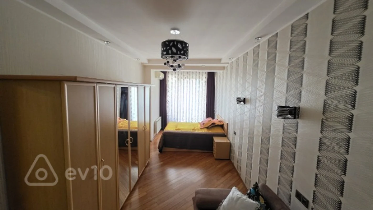 4 otaqlı mənzil, 175 m², Bülbül prospekti — kirayə — Mənzil, Bakı (7)