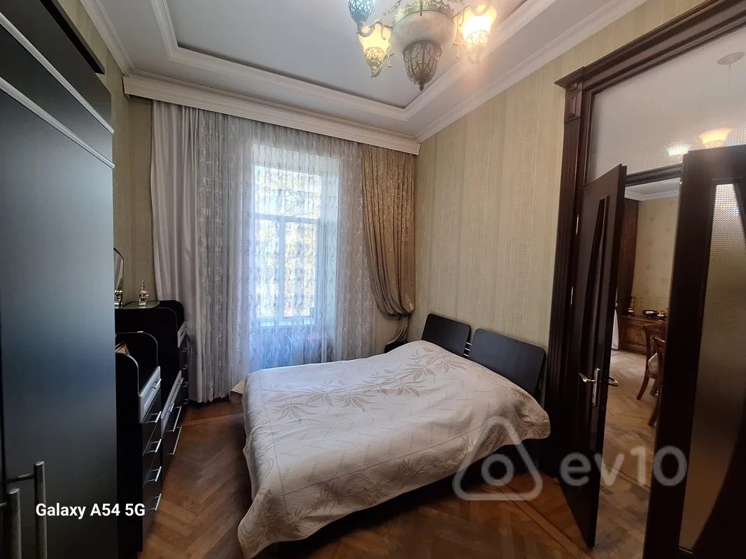6 otaqlı mənzil, 200 m², Bülbül prospekti — Mənzil, Bakı (5)